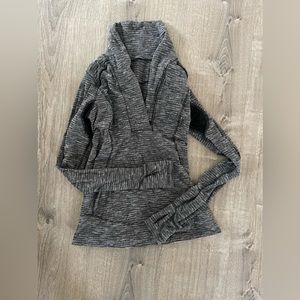 LULULEMON size 6